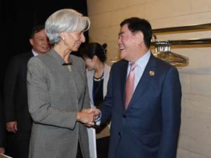 최경환 "AIIB에 자극받은 IMF, 쿼터 개혁으로 나타나"