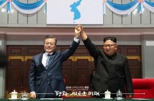 남북철도 대북제재 면제등 '한반도 평화 프로세스' 재개 움직임