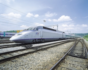 현대로템, 세계 최초 LTE-R 활용, 한국형 열차신호시스템 첫 수주